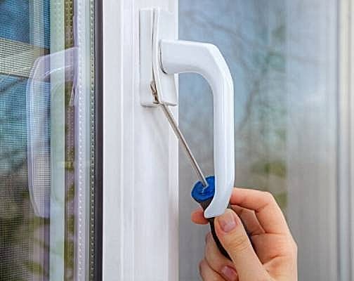 Как заменить фурнитуру на пластиковом окне